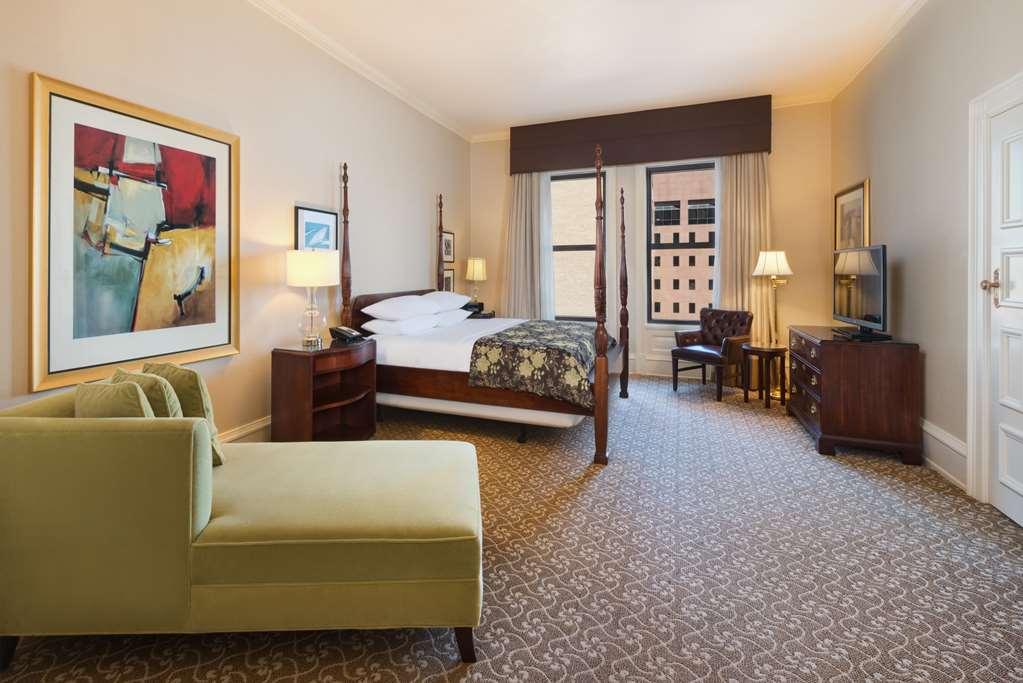 The Pfister Hotel Milwaukee Esterno foto